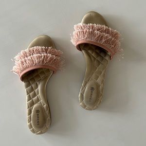 Birdies – The Sparrow, Blush. Size 6.